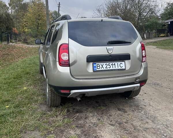 Сірий Дачія Duster, об'ємом двигуна 1.8 л та пробігом 194 тис. км за 8300 $, фото 1 на Automoto.ua