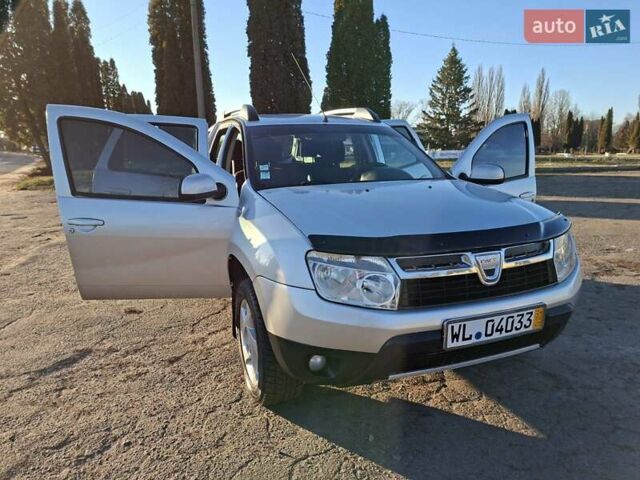 Серый Дачия Duster, объемом двигателя 1.5 л и пробегом 184 тыс. км за 8100 $, фото 7 на Automoto.ua