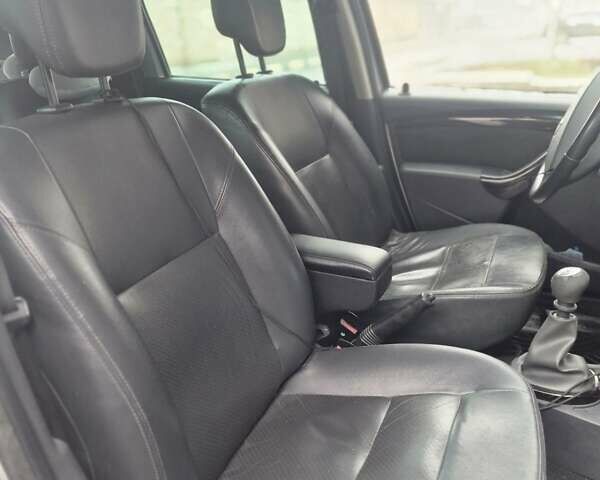 Серый Дачия Duster, объемом двигателя 1.46 л и пробегом 216 тыс. км за 11000 $, фото 7 на Automoto.ua