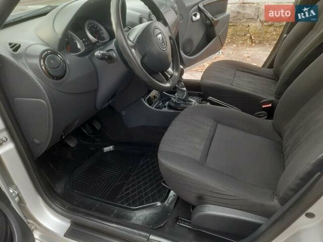 Серый Дачия Duster, объемом двигателя 0 л и пробегом 184 тыс. км за 8200 $, фото 41 на Automoto.ua