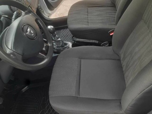 Серый Дачия Duster, объемом двигателя 1.5 л и пробегом 184 тыс. км за 8100 $, фото 18 на Automoto.ua