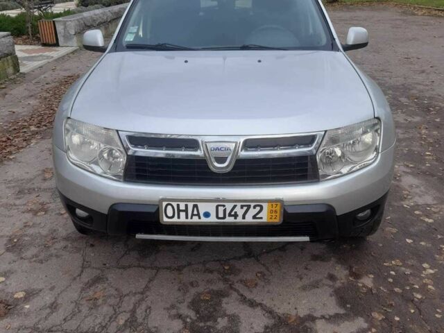 Серый Дачия Duster, объемом двигателя 1.5 л и пробегом 184 тыс. км за 8100 $, фото 3 на Automoto.ua