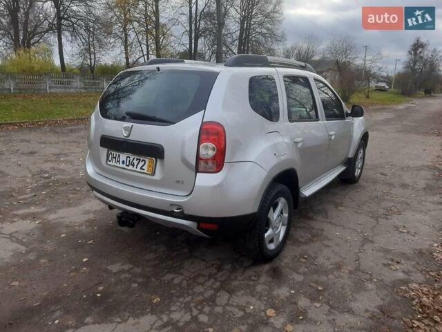 Серый Дачия Duster, объемом двигателя 0 л и пробегом 184 тыс. км за 8200 $, фото 3 на Automoto.ua