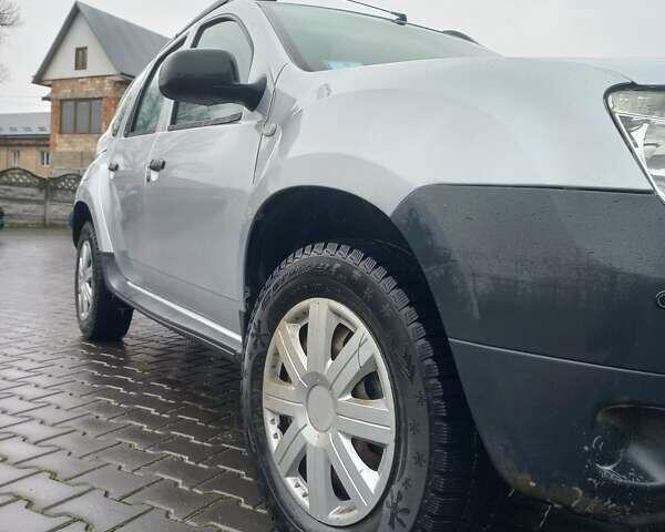 Серый Дачия Duster, объемом двигателя 1.5 л и пробегом 248 тыс. км за 8350 $, фото 8 на Automoto.ua