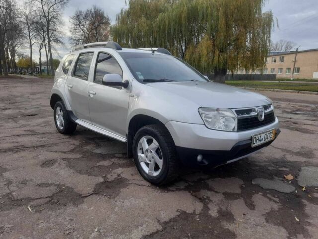 Серый Дачия Duster, объемом двигателя 1.5 л и пробегом 184 тыс. км за 8100 $, фото 9 на Automoto.ua