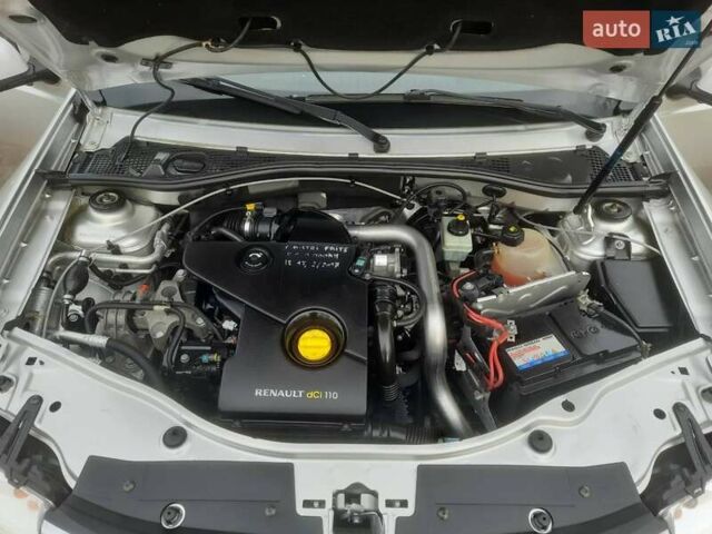 Серый Дачия Duster, объемом двигателя 0 л и пробегом 184 тыс. км за 8200 $, фото 25 на Automoto.ua