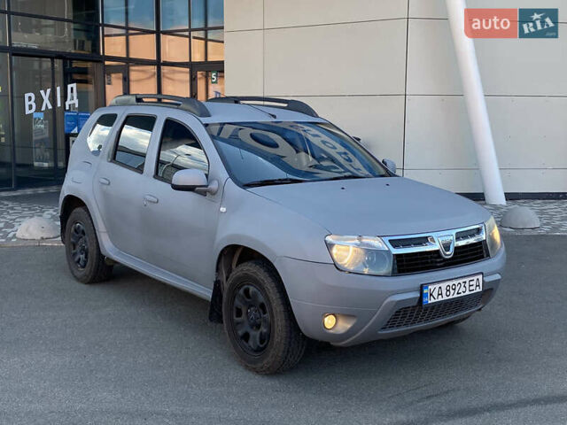 Серый Дачия Duster, объемом двигателя 1.5 л и пробегом 110 тыс. км за 7250 $, фото 6 на Automoto.ua