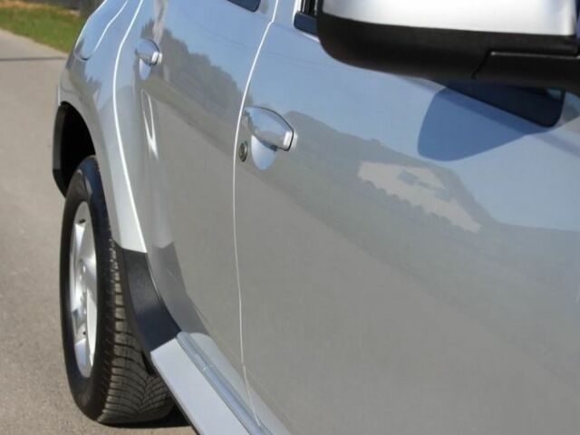 Серый Дачия Duster, объемом двигателя 1.6 л и пробегом 133 тыс. км за 5699 $, фото 10 на Automoto.ua