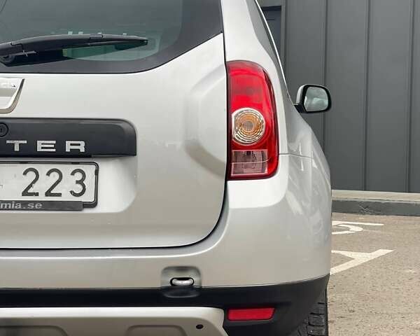 Серый Дачия Duster, объемом двигателя 1.6 л и пробегом 146 тыс. км за 8650 $, фото 13 на Automoto.ua