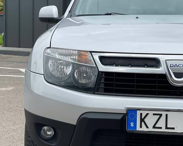 Серый Дачия Duster, объемом двигателя 1.6 л и пробегом 146 тыс. км за 8650 $, фото 7 на Automoto.ua
