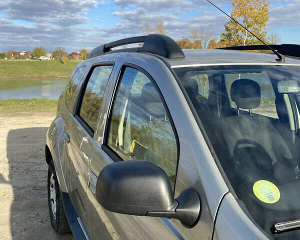 Серый Дачия Duster, объемом двигателя 1.46 л и пробегом 222 тыс. км за 8100 $, фото 1 на Automoto.ua