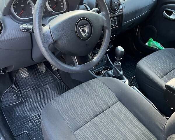Серый Дачия Duster, объемом двигателя 1.46 л и пробегом 171 тыс. км за 8999 $, фото 9 на Automoto.ua