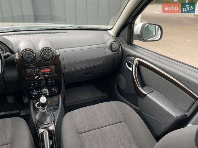 Серый Дачия Duster, объемом двигателя 1.6 л и пробегом 146 тыс. км за 8650 $, фото 30 на Automoto.ua