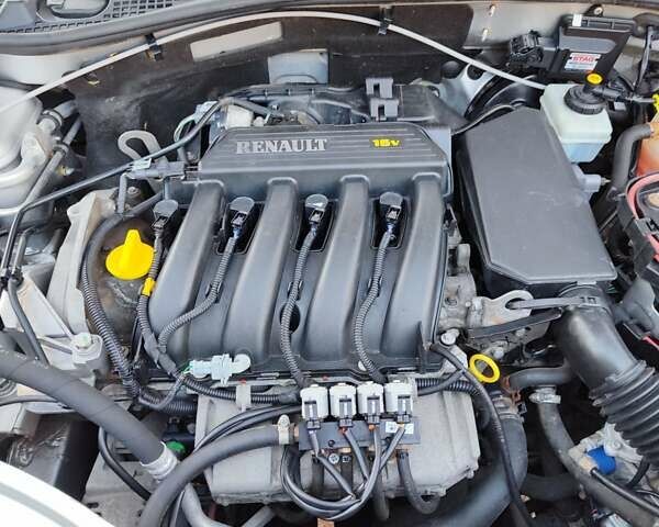 Серый Дачия Duster, объемом двигателя 1.6 л и пробегом 130 тыс. км за 8400 $, фото 11 на Automoto.ua
