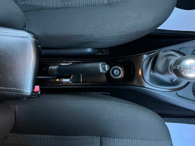 Сірий Дачія Duster, об'ємом двигуна 1.5 л та пробігом 256 тис. км за 9500 $, фото 14 на Automoto.ua