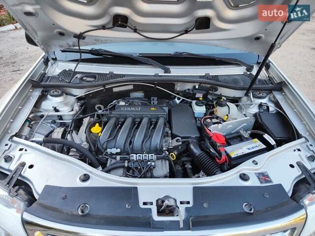 Серый Дачия Duster, объемом двигателя 1.6 л и пробегом 130 тыс. км за 8400 $, фото 10 на Automoto.ua