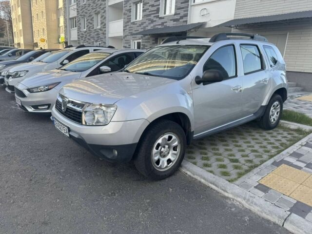 Серый Дачия Duster, объемом двигателя 1.6 л и пробегом 126 тыс. км за 7200 $, фото 1 на Automoto.ua