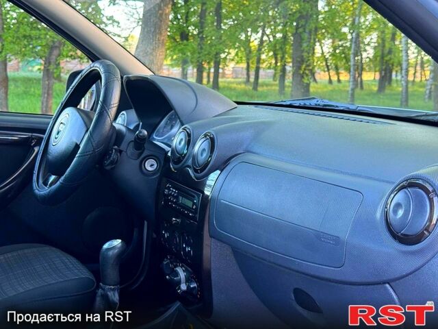 Серый Дачия Duster, объемом двигателя 1.5 л и пробегом 168 тыс. км за 8250 $, фото 9 на Automoto.ua