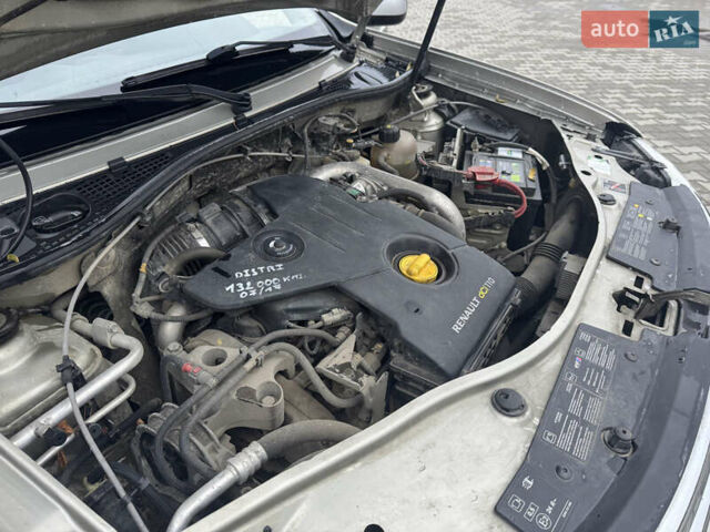 Сірий Дачія Duster, об'ємом двигуна 1.46 л та пробігом 196 тис. км за 10500 $, фото 48 на Automoto.ua