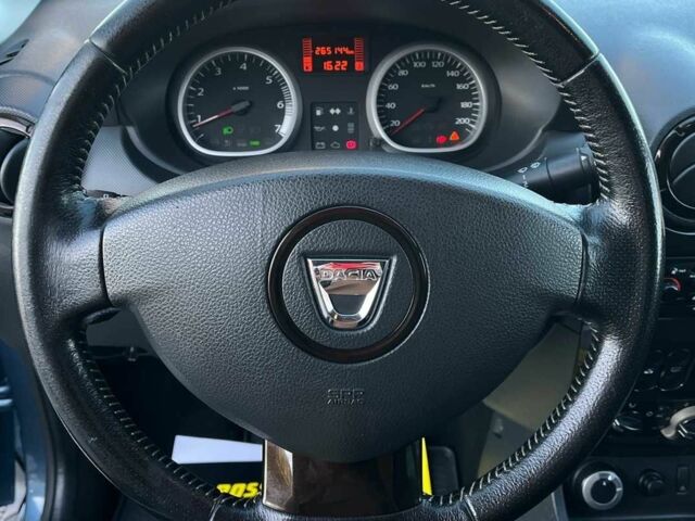 Сірий Дачія Duster, об'ємом двигуна 1.5 л та пробігом 256 тис. км за 9500 $, фото 10 на Automoto.ua