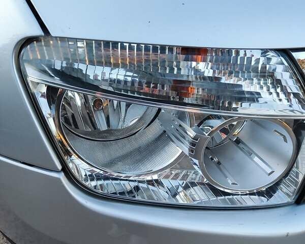 Серый Дачия Duster, объемом двигателя 1.6 л и пробегом 130 тыс. км за 8400 $, фото 13 на Automoto.ua