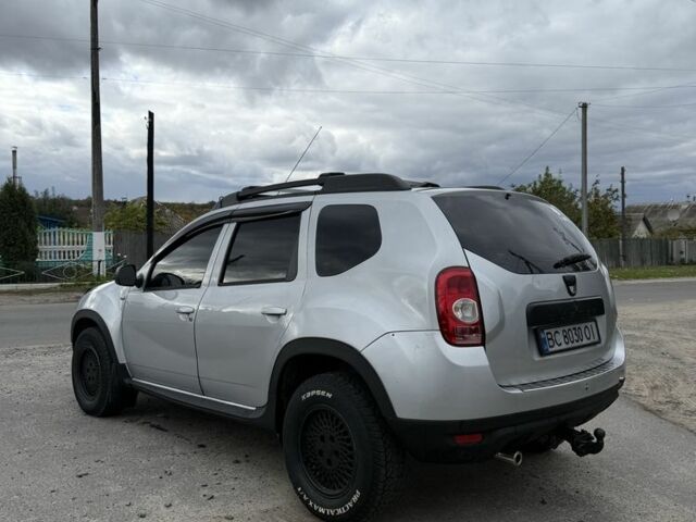 Дачія Duster 2011 у Звенигородка на Automoto.ua Сірий Дачія Duster, об'ємом двигуна 1.5 л та пробігом 230 тис. км за 6500 $, фото 4 на Automoto.ua