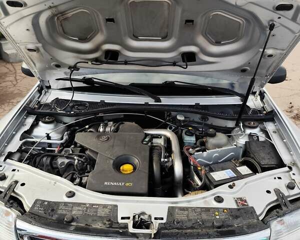 Серый Дачия Duster, объемом двигателя 1.5 л и пробегом 231 тыс. км за 8800 $, фото 27 на Automoto.ua
