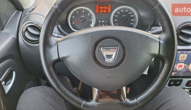 Серый Дачия Duster, объемом двигателя 1.5 л и пробегом 180 тыс. км за 9900 $, фото 112 на Automoto.ua