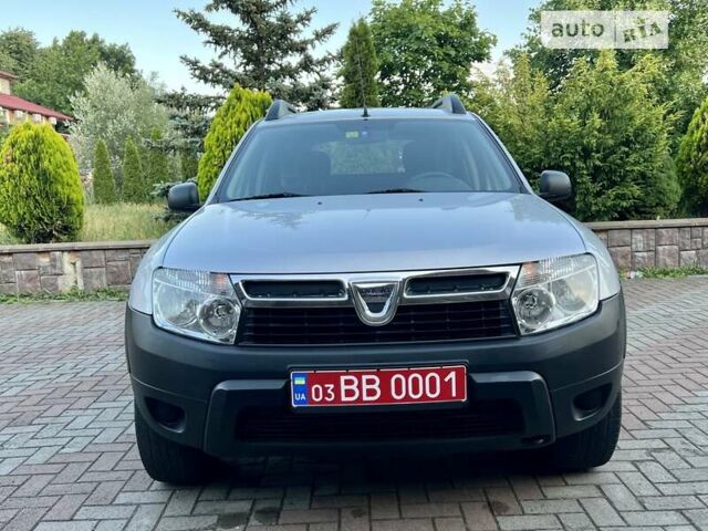 Сірий Дачія Duster, об'ємом двигуна 1.5 л та пробігом 204 тис. км за 8990 $, фото 7 на Automoto.ua