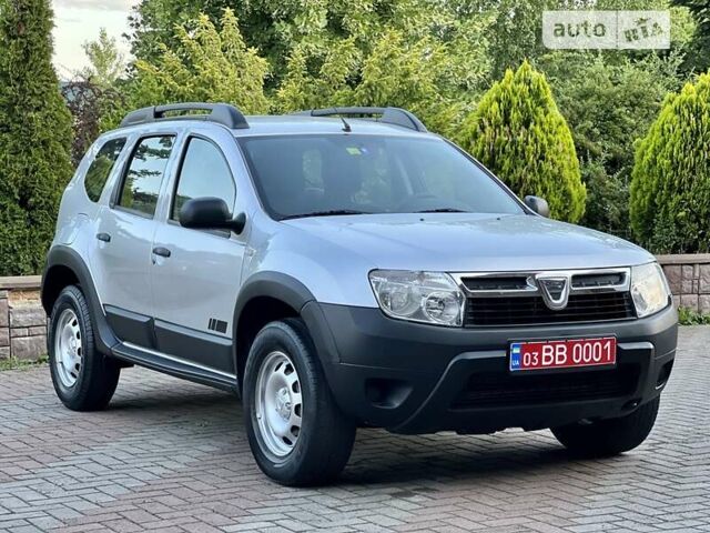 Сірий Дачія Duster, об'ємом двигуна 1.5 л та пробігом 204 тис. км за 8990 $, фото 10 на Automoto.ua