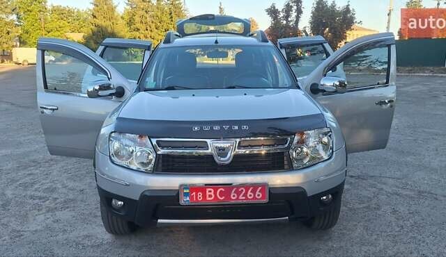 Серый Дачия Duster, объемом двигателя 1.5 л и пробегом 180 тыс. км за 9900 $, фото 70 на Automoto.ua