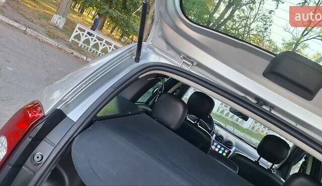 Серый Дачия Duster, объемом двигателя 1.5 л и пробегом 180 тыс. км за 9900 $, фото 18 на Automoto.ua