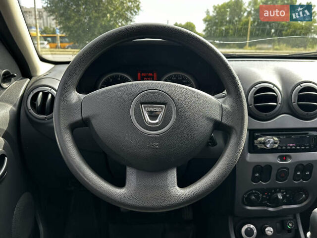 Серый Дачия Duster, объемом двигателя 1.6 л и пробегом 262 тыс. км за 8999 $, фото 15 на Automoto.ua