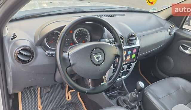 Серый Дачия Duster, объемом двигателя 1.5 л и пробегом 180 тыс. км за 9900 $, фото 43 на Automoto.ua