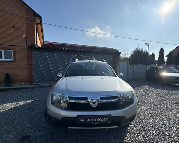 Сірий Дачія Duster, об'ємом двигуна 1.46 л та пробігом 240 тис. км за 8600 $, фото 1 на Automoto.ua