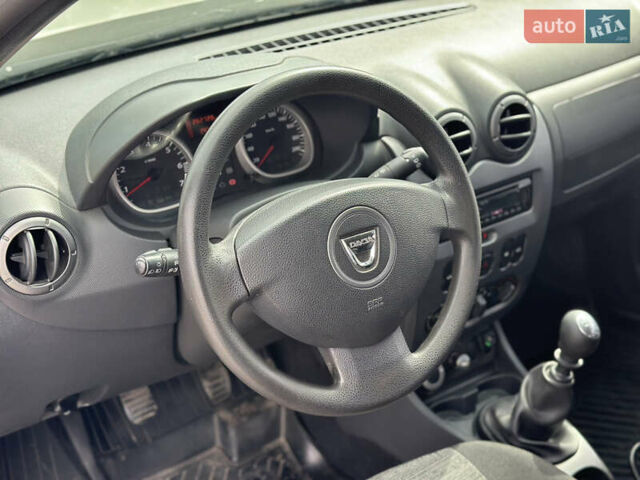 Серый Дачия Duster, объемом двигателя 1.6 л и пробегом 262 тыс. км за 8999 $, фото 9 на Automoto.ua