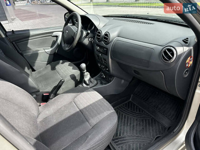 Серый Дачия Duster, объемом двигателя 1.6 л и пробегом 262 тыс. км за 8999 $, фото 19 на Automoto.ua