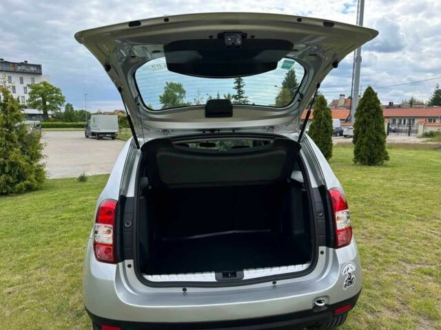 Серый Дачия Duster, объемом двигателя 1.5 л и пробегом 180 тыс. км за 8000 $, фото 6 на Automoto.ua