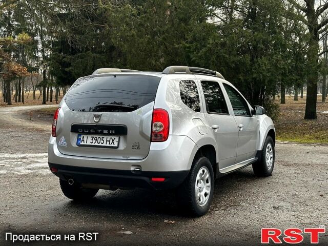 Сірий Дачія Duster, об'ємом двигуна 1.5 л та пробігом 221 тис. км за 8300 $, фото 4 на Automoto.ua