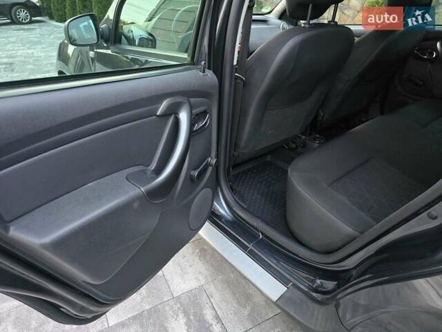Серый Дачия Duster, объемом двигателя 1.2 л и пробегом 103 тыс. км за 9950 $, фото 16 на Automoto.ua