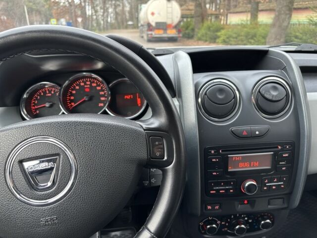 Серый Дачия Duster, объемом двигателя 1.5 л и пробегом 229 тыс. км за 9200 $, фото 9 на Automoto.ua