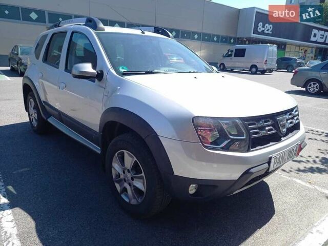 Сірий Дачія Duster, об'ємом двигуна 1.5 л та пробігом 175 тис. км за 10800 $, фото 3 на Automoto.ua