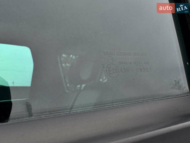 Сірий Дачія Duster, об'ємом двигуна 1.2 л та пробігом 85 тис. км за 9900 $, фото 39 на Automoto.ua