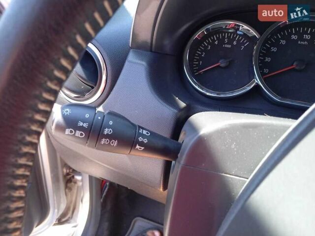 Сірий Дачія Duster, об'ємом двигуна 1.5 л та пробігом 175 тис. км за 10800 $, фото 19 на Automoto.ua
