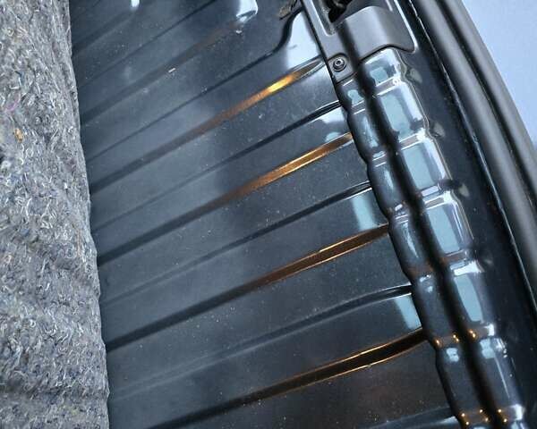 Серый Дачия Duster, объемом двигателя 1.2 л и пробегом 103 тыс. км за 9950 $, фото 28 на Automoto.ua