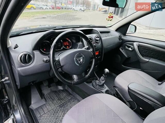 Серый Дачия Duster, объемом двигателя 1.2 л и пробегом 103 тыс. км за 9500 $, фото 15 на Automoto.ua