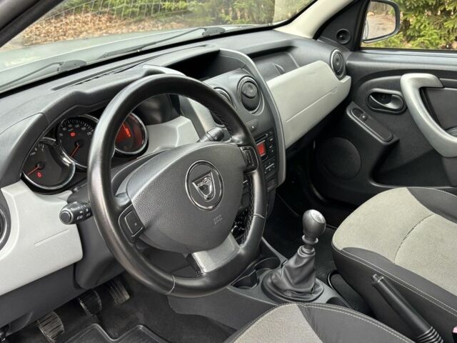Серый Дачия Duster, объемом двигателя 1.5 л и пробегом 229 тыс. км за 9200 $, фото 8 на Automoto.ua