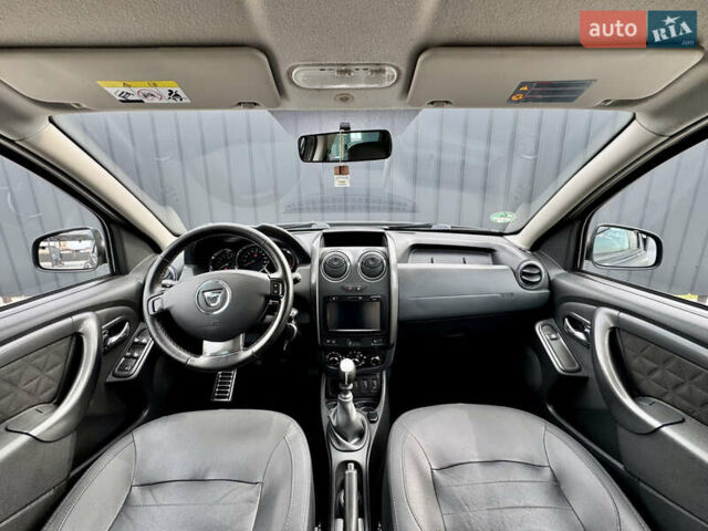 Сірий Дачія Duster, об'ємом двигуна 1.2 л та пробігом 85 тис. км за 9900 $, фото 27 на Automoto.ua