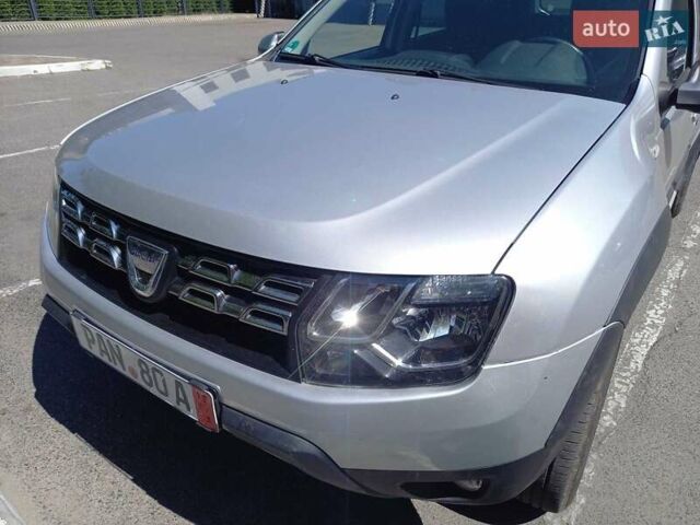 Сірий Дачія Duster, об'ємом двигуна 1.5 л та пробігом 175 тис. км за 10800 $, фото 2 на Automoto.ua