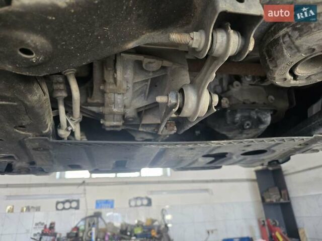 Серый Дачия Duster, объемом двигателя 1.2 л и пробегом 103 тыс. км за 9950 $, фото 63 на Automoto.ua